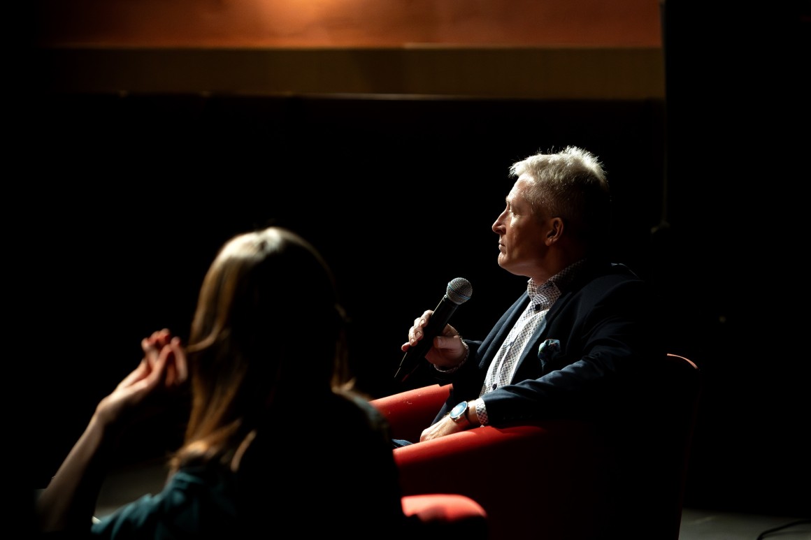 Bůh na bitevním poli. Talkshow se Sarah Haváčovou a Markem Orko Váchou (foto 3) Bůh na bitevním poli. Talkshow se Sarah Haváčovou a Markem Orko Váchou (foto 3)