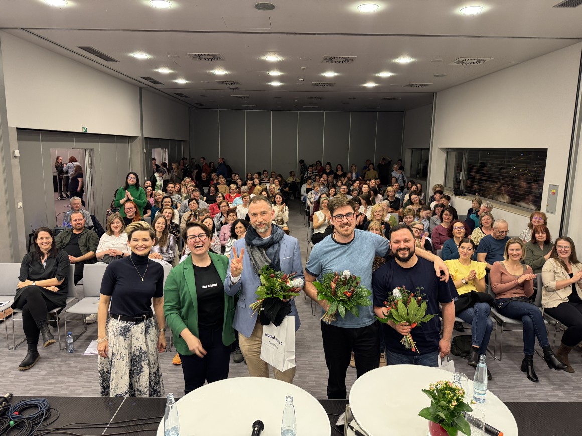 Faráři tří církví u jednoho stolu. V pátek večer bylo v hotelu víc lidí než v neděli v kostele (foto 3)