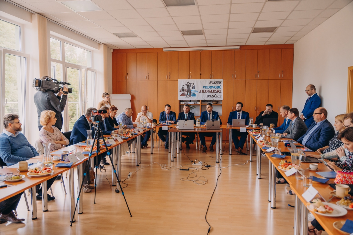 Oznámení světu o fotovoltaické elektrárně a bateriovém úložišti v Ivančicích